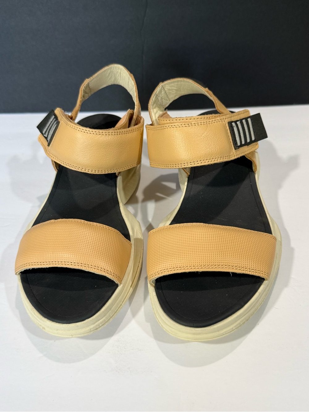 Sorel Women’s Sandals with Adjustable Straps, sz 8.5